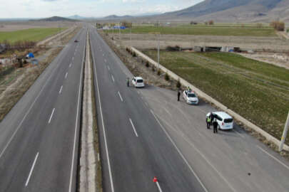 Jandarma Droneli trafik denetimi yaptı 
