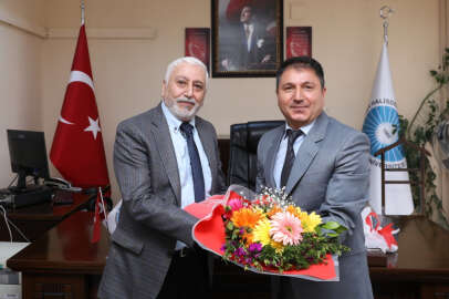 Fen Edebiyat Fakültesinde Devir Teslim Gerçekleşti