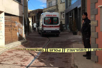 2 kişi otel odasında ölü bulundu !..