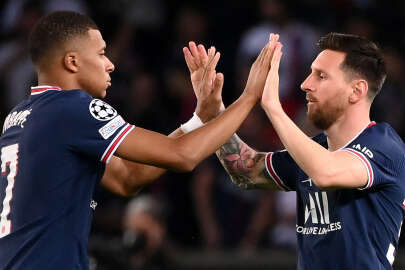 Takım arkadaşları finalde karşılaşıyor !..