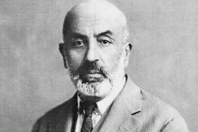 Mehmet Akif Ersoy'un 86. ölüm yılı