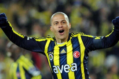 Alex'in heykeli kaldırılıyor mu ?