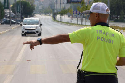 Kırmızı ışıkta geçmenin cezası 952 lira oldu