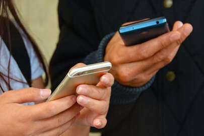 12 bin lira altındaki telefonlara vade 12 ay oldu !..