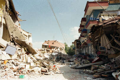 17 Ağustos 1999 Gölcük depremi