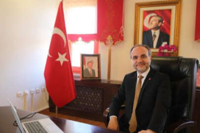 Hasan Uslu'dan 'Türkiye Tek Yürek' kampanyasına bağış