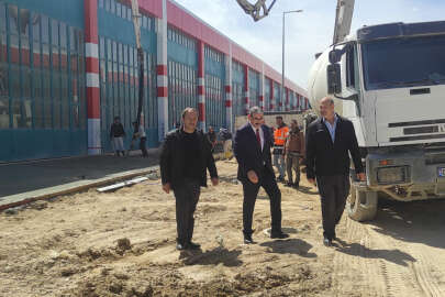 Prof. Dr. Uzkurt sahaya indi !.