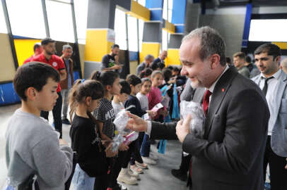 Depremin yaraları sarılıyor !.