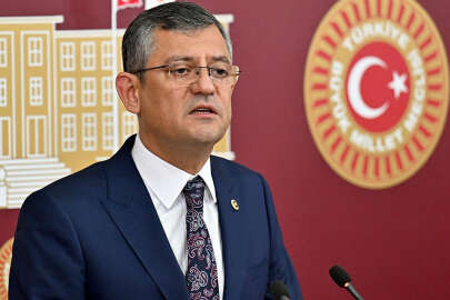 Özgür Özel, CHP Genel Başkanlığı için adaylığını açıkladı