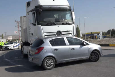 Gümüşler Kavşağında bir kaza daha