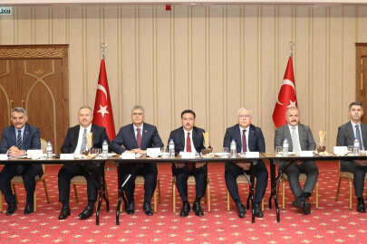 Valiler, Niğde'de bir araya geldi