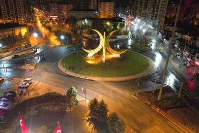 Niğde Belediyesi el attı: kavşak genişledi, trafik rahatladı