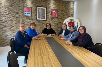 CHP'de sular durulmuyor: Kadın Kolları Başkanı istifa etti