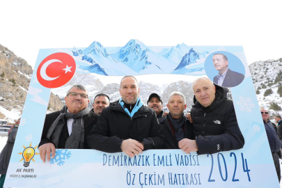 AK Parti Niğde teşkilatı Aladağlar'da buluştu