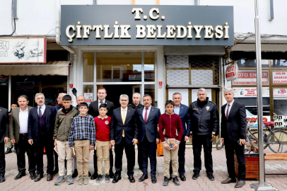 Vali Çelik Çiftlik'i ziyaret etti
