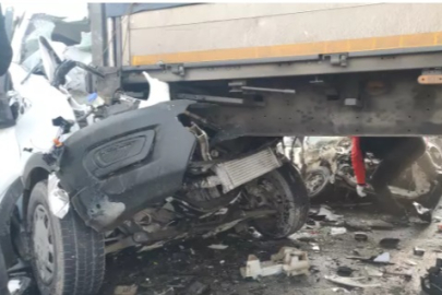 Van'da zincirleme trafik kazası: 1 ölü, 51 yaralı