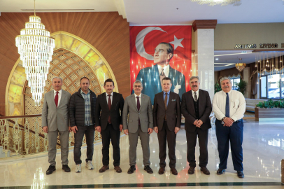 Vali Çelik: Termal tesisler bölge ekonomisine katkı sağlıyor