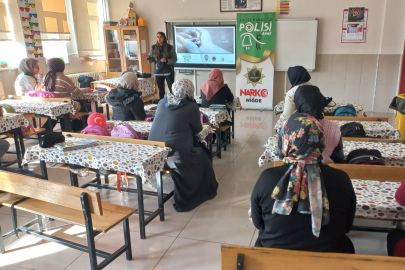 Niğde'de polisten ''Önleyici'' bilgilendirme çalışması