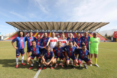 Futbolun yıldızları Niğde'de buluştu