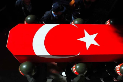 Balıkesir'de savaş uçağı düştü 1 askerimiz şehit oldu