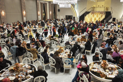 NİĞDE'DE GÖNÜL SOFRALARI YETİM ÇOCUKLAR İÇİN KURULDU