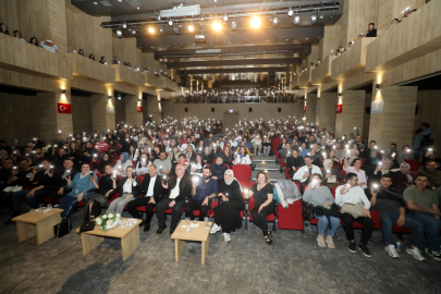 3. TİYATRO FESTİVALİ ALKIŞLARLA SONA ERDİ